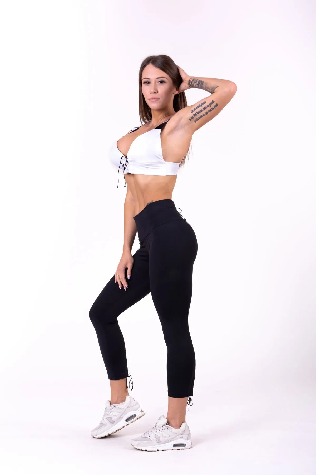NEBBIA Lace-Up Sport Bra/Sport-BH, white