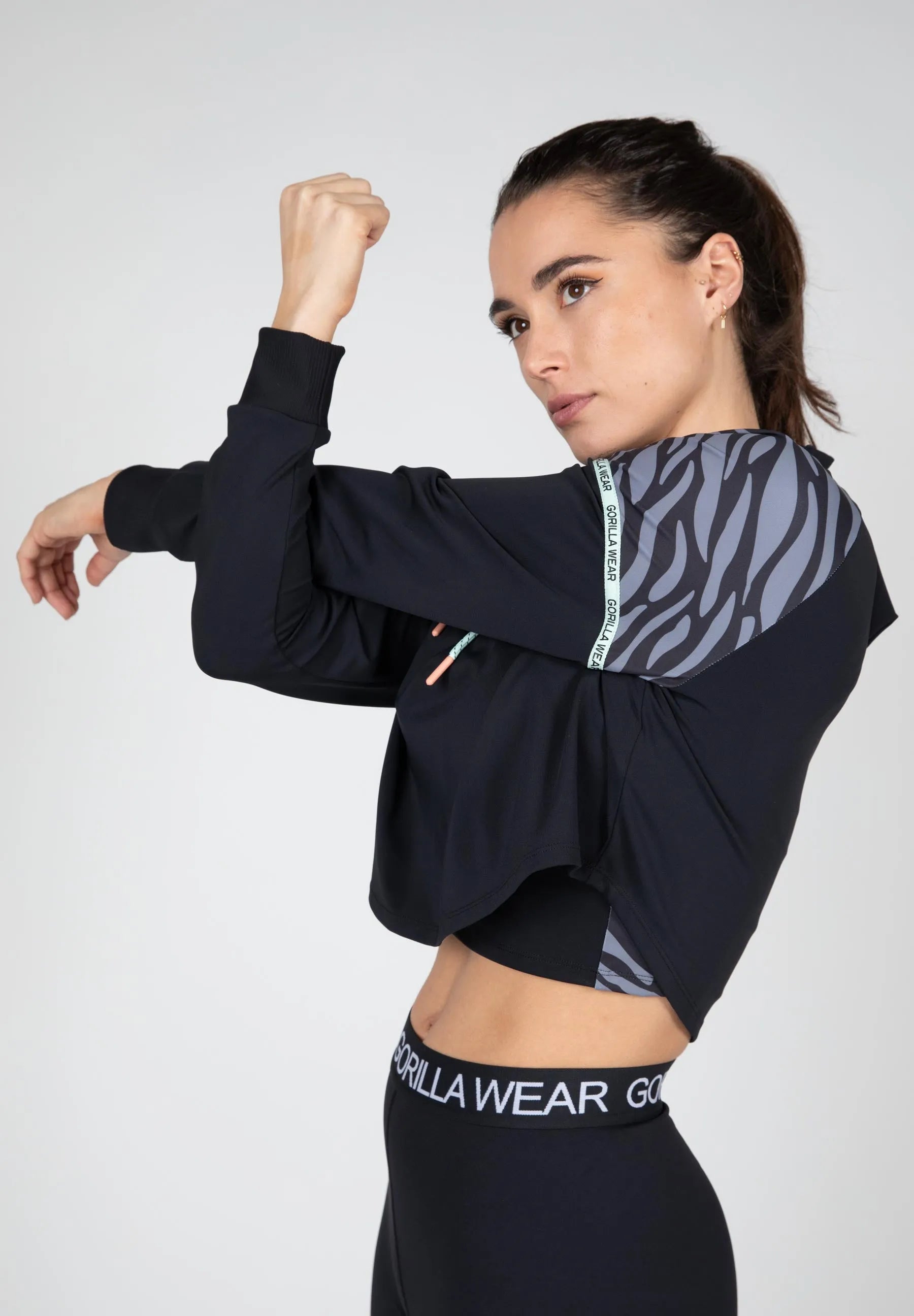 Gorilla Wear Zion Cropped Hættetrøje, sort