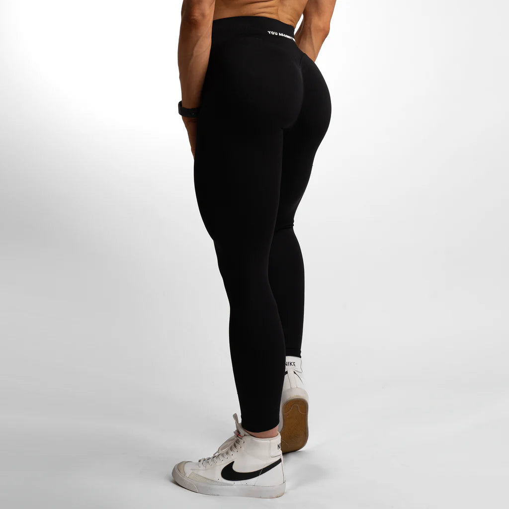 YOU AGAINST YOU Embrace Scrunch Tights/Träningstights - Black