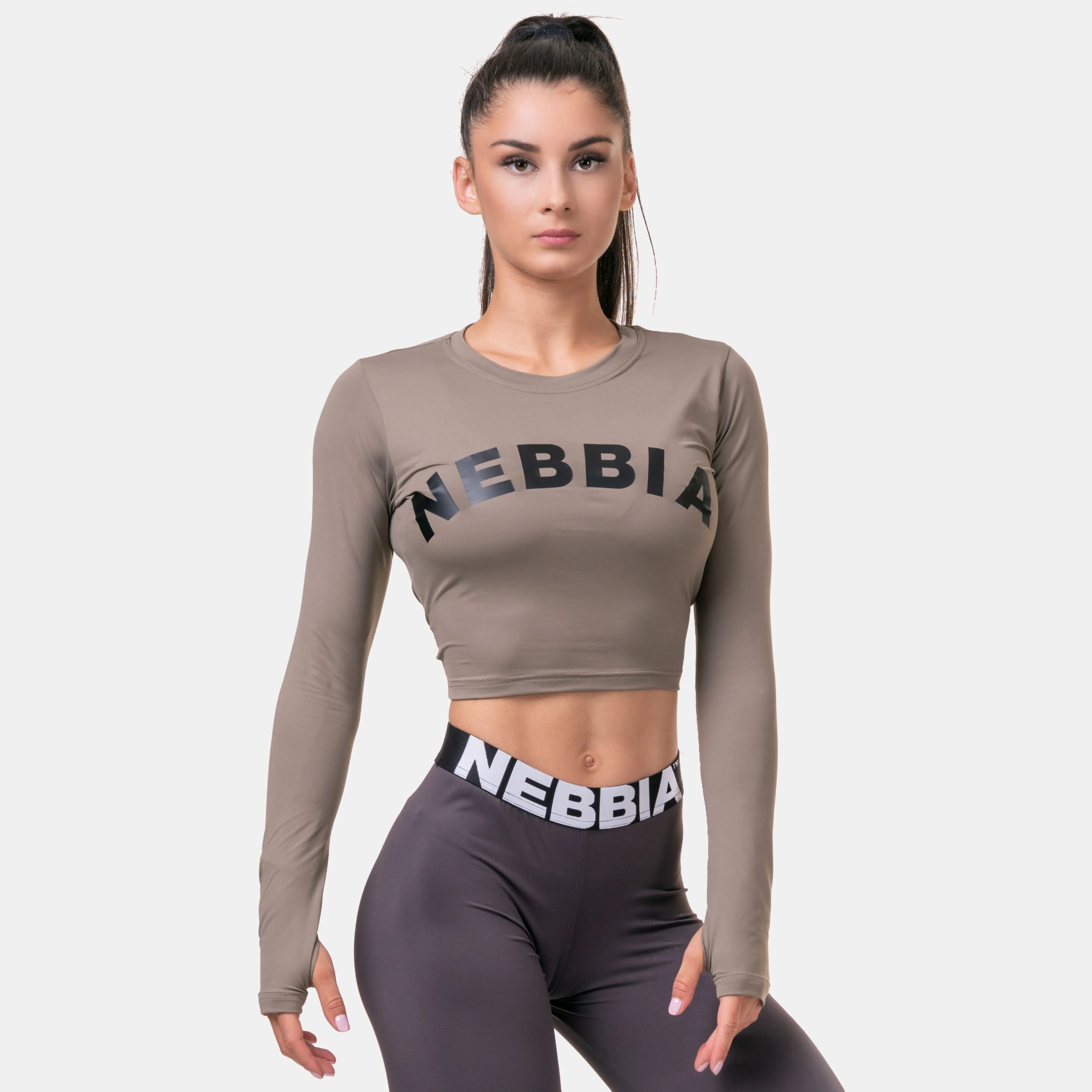 NEBBIA Long Sleeve Thumbhole Sporty Crop Top/träningstopp, mocha