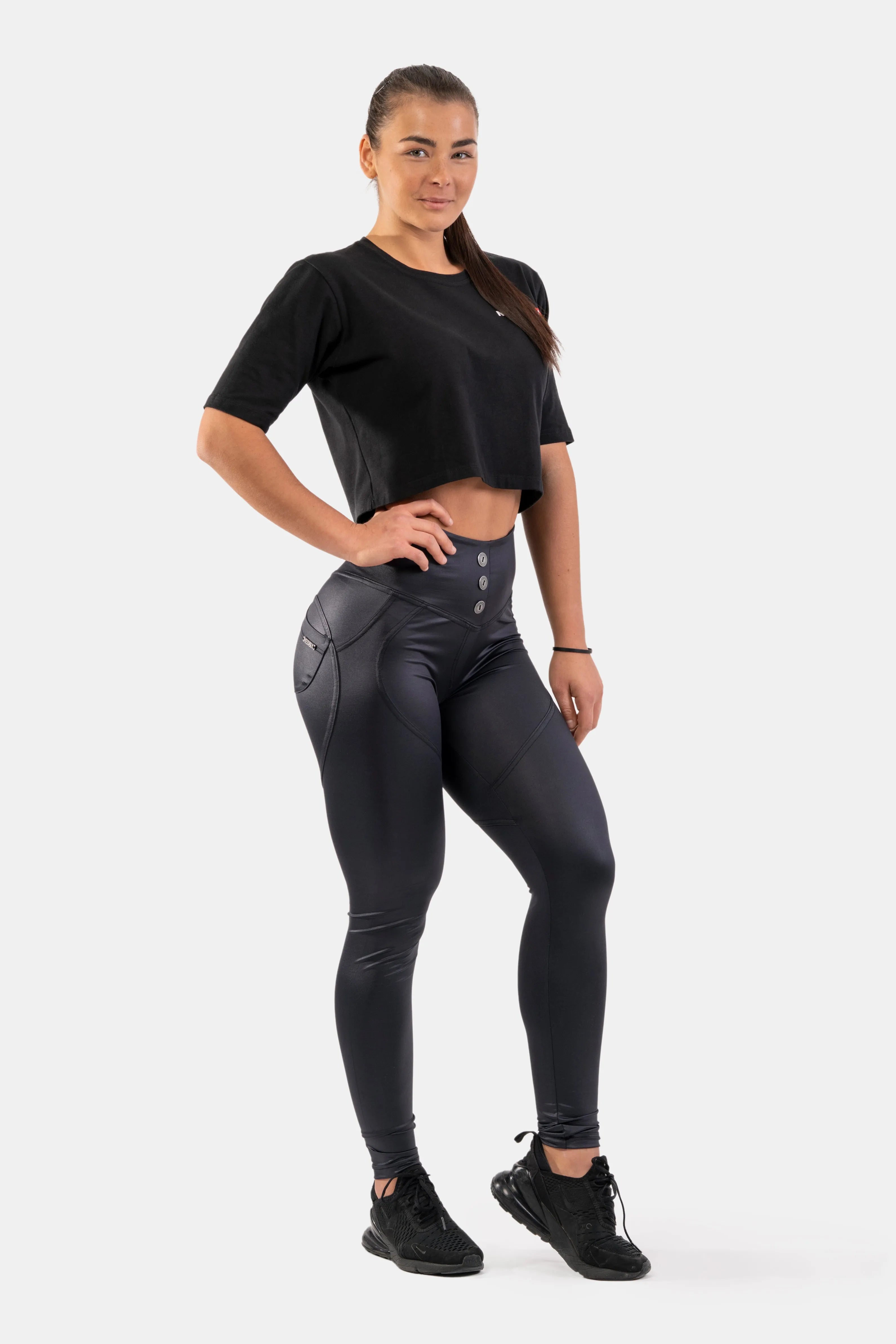 NEBBIA Højtaljede Bubble Butt-bukser/Træningstights med Glossy Look, vulkansk sort