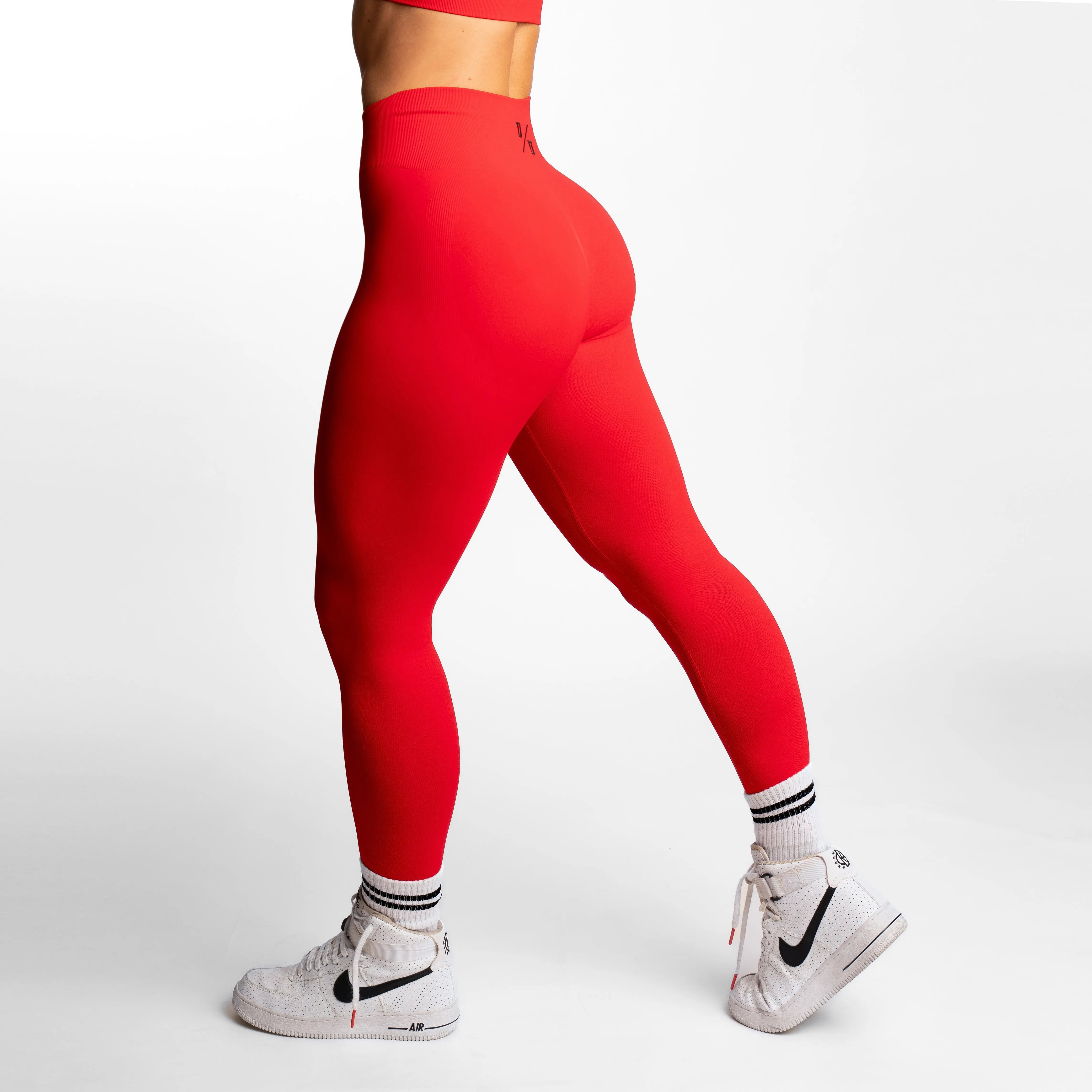 You Against You  INFINITY Tights/Träningstights - red