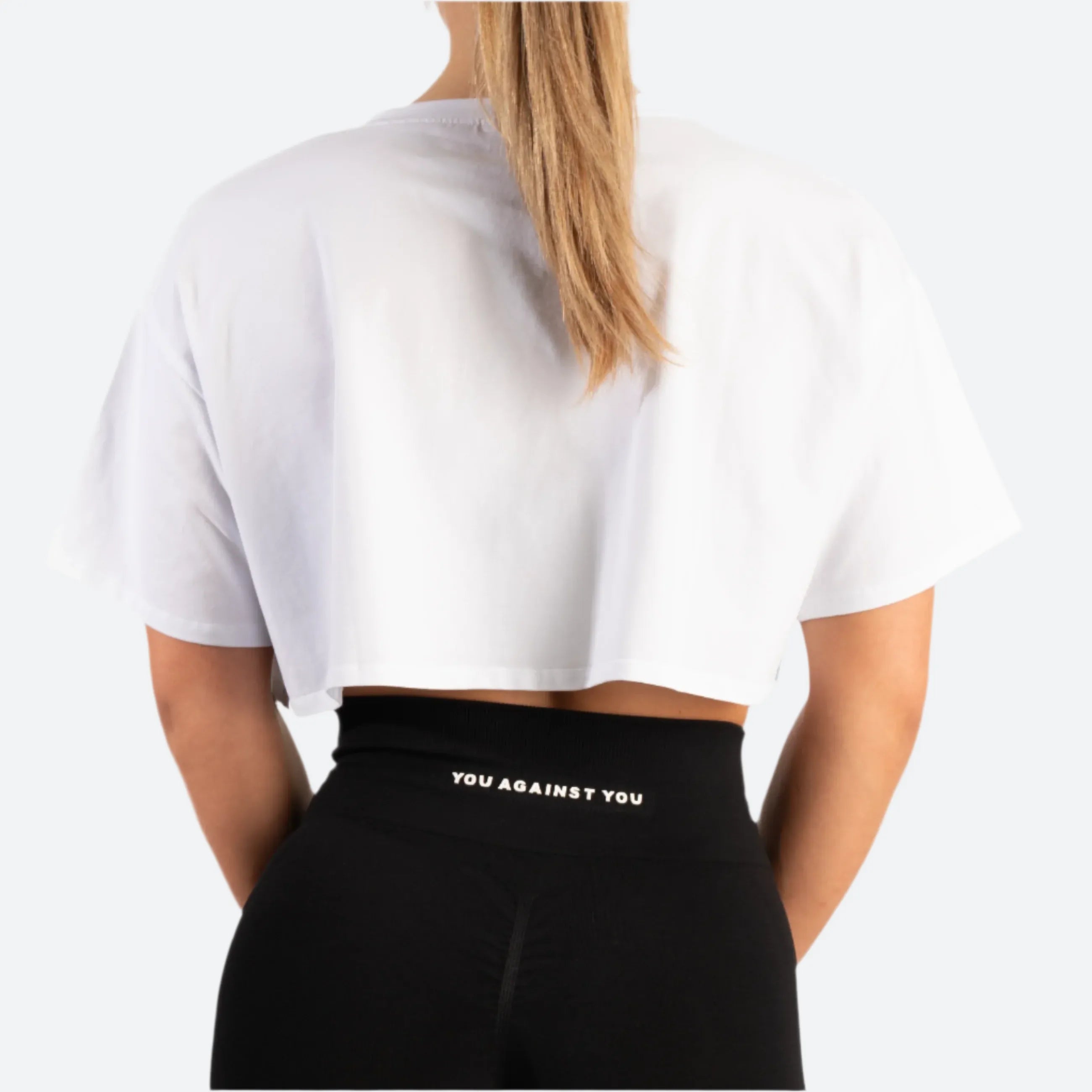 You Against You Elevate Crop Top/Træningstop - Hvid